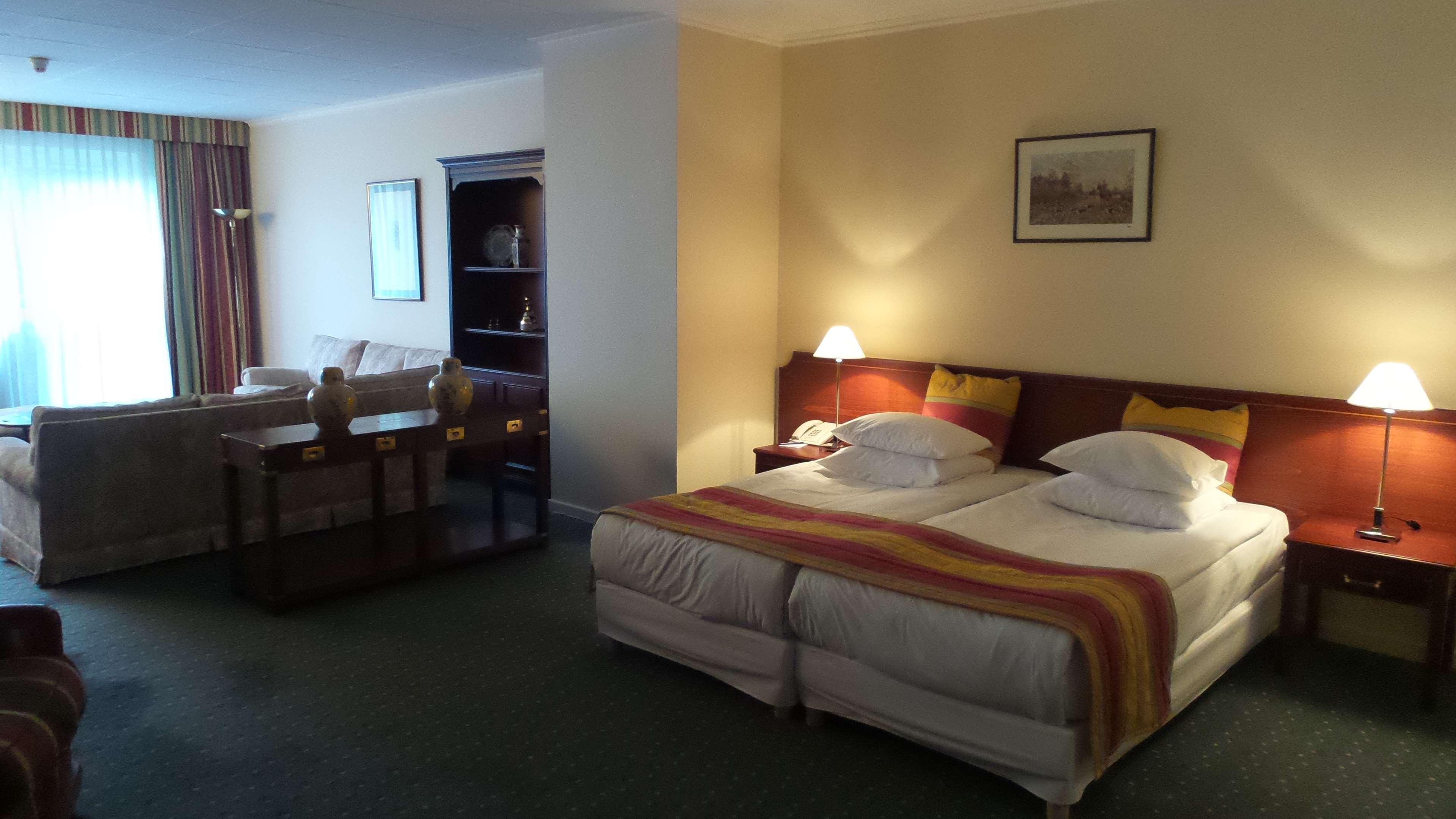Best Western Plus Park Hotel Brussels Etterbeek Экстерьер фото