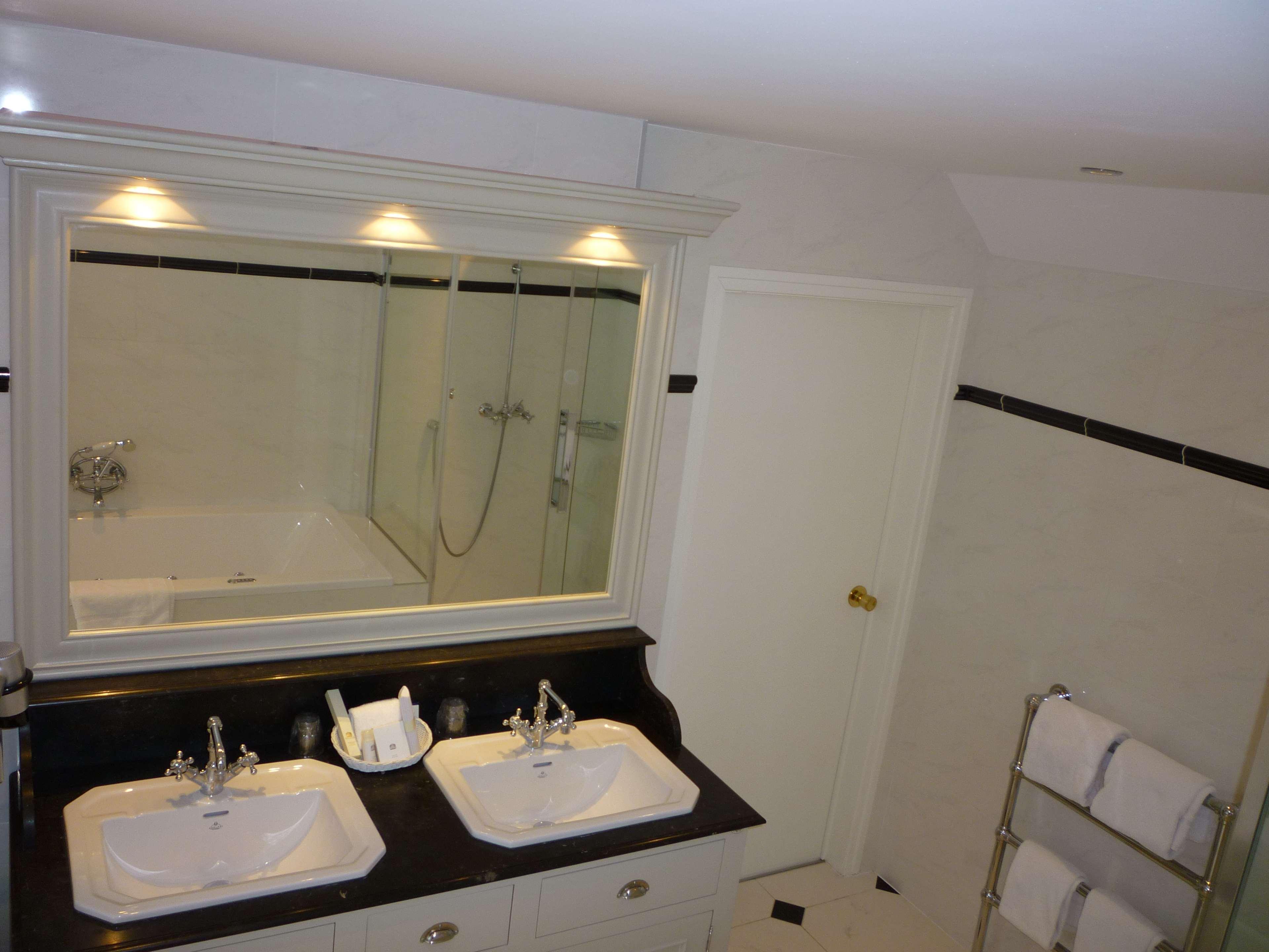 Best Western Plus Park Hotel Brussels Etterbeek Экстерьер фото